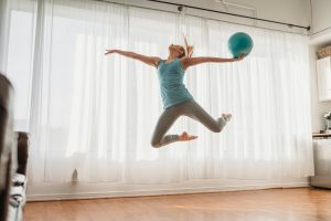 Dance Workouts at Home for Beginners: Which Style Works? (2026)