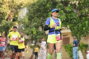How to Make Your Six Pack Visible: Diet & Exercise 2024