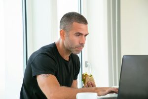 How to Work Out During Your Lunch Break: 2024 Science-Backed Guide