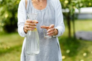 Lemon Water Before Workouts: Science-Backed Benefits & Guide 2024