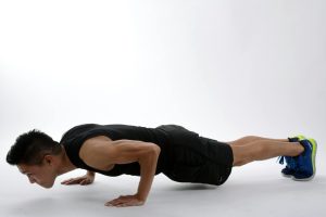 Upper Body Workout for Beginners at Home: 4-Week Guide 2024