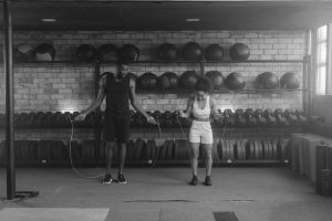 Jump Rope Workouts for Beginners: 9 Essential Tips 2026